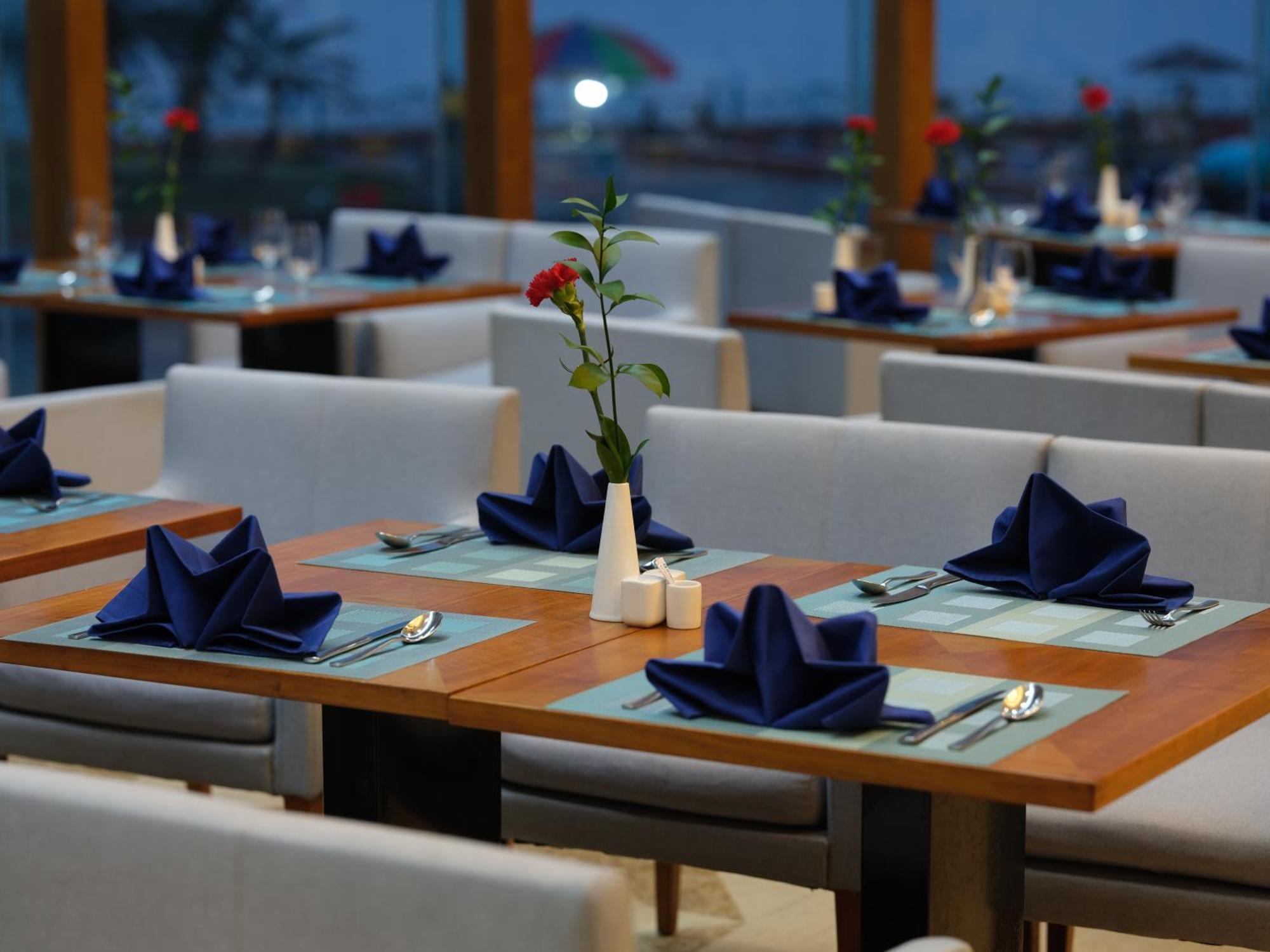 Wyndham Legend Halong Hotel Ha Long Exterior photo