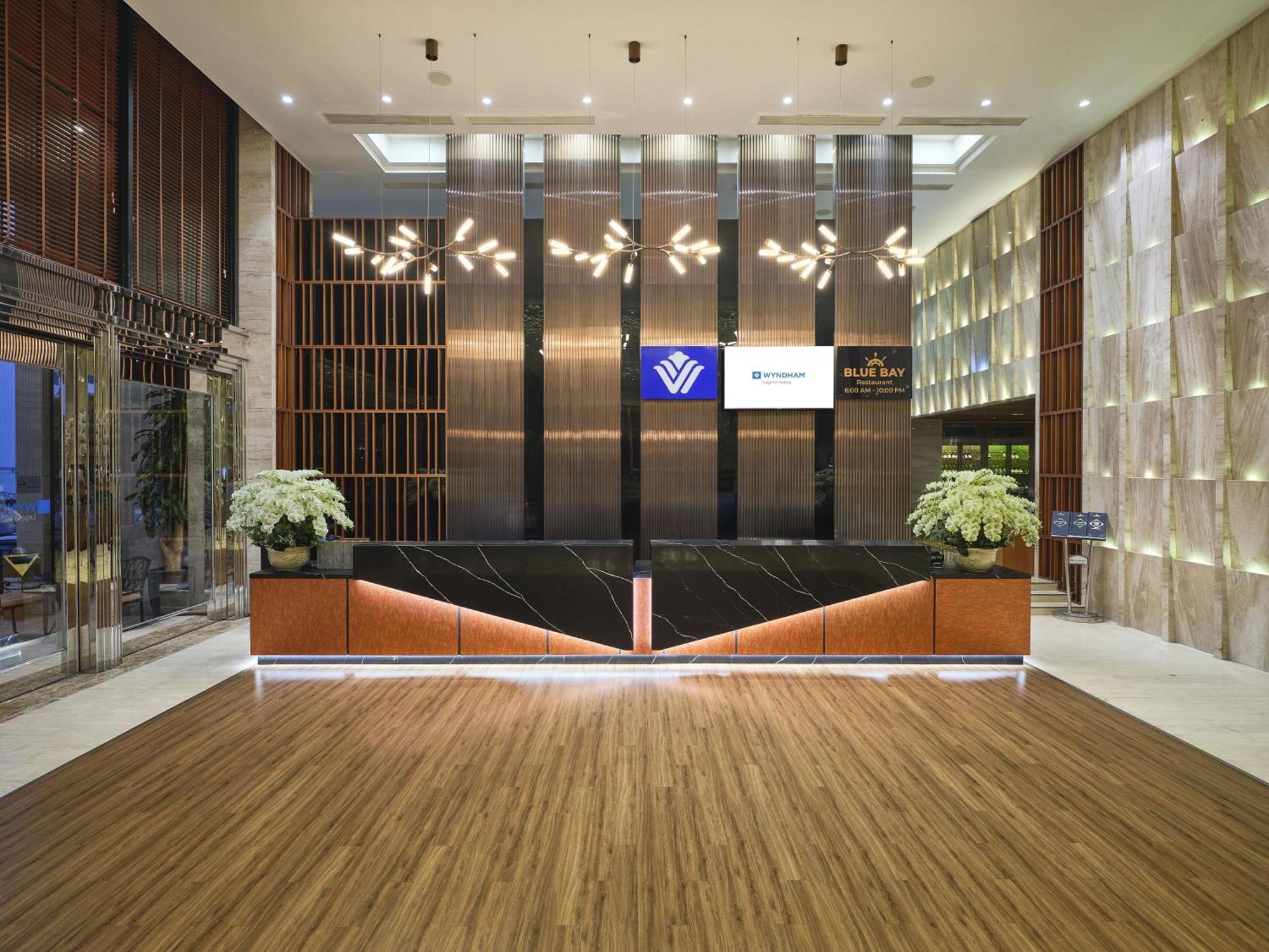 Wyndham Legend Halong Hotel Ha Long Exterior photo