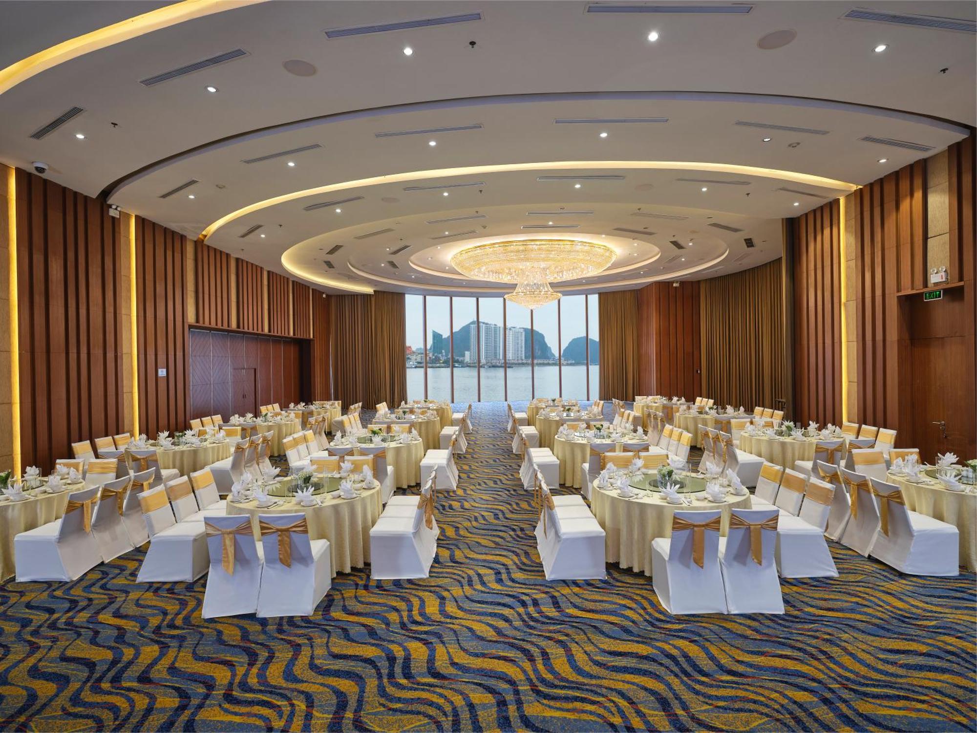 Wyndham Legend Halong Hotel Ha Long Exterior photo