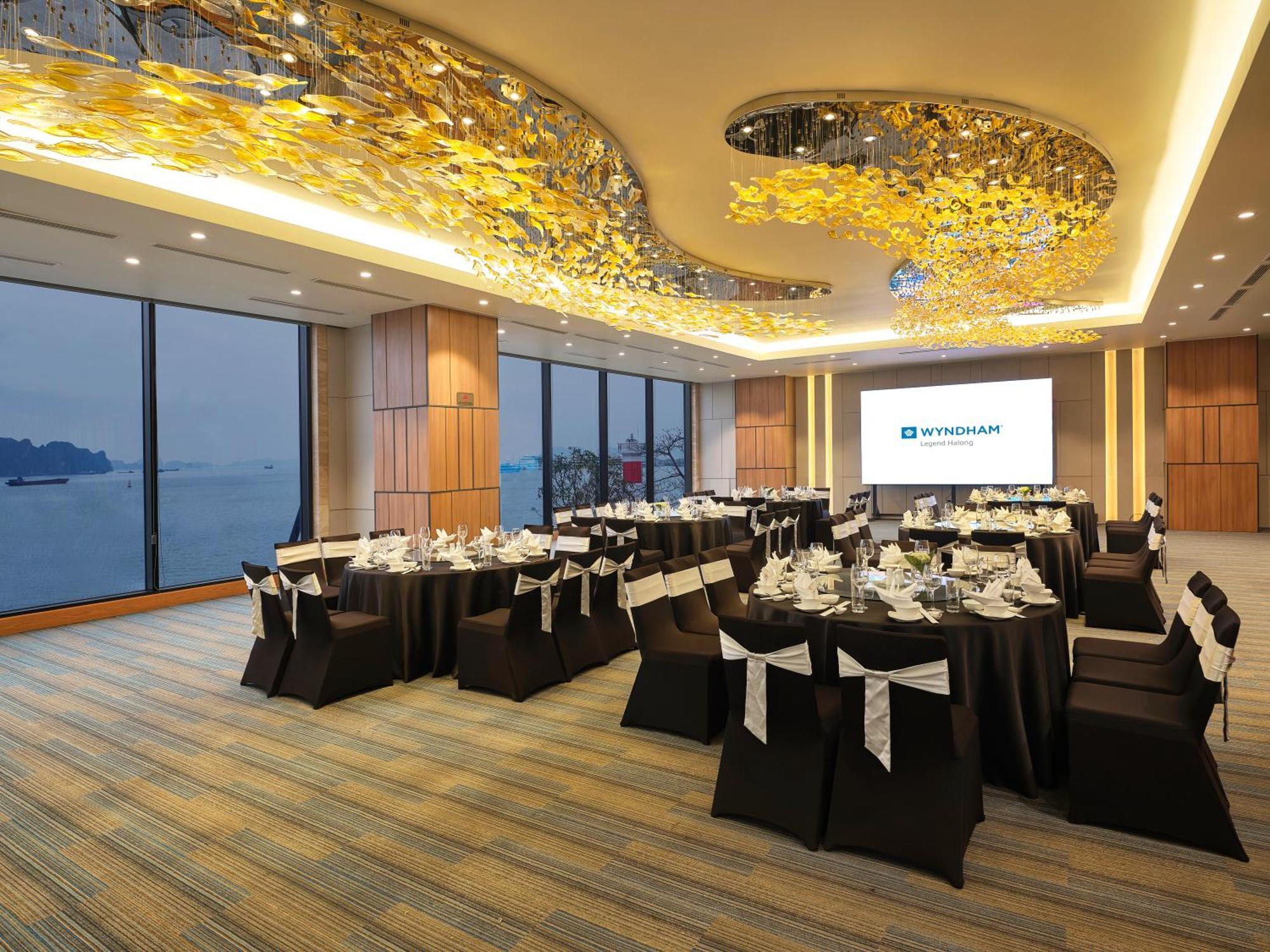Wyndham Legend Halong Hotel Ha Long Exterior photo