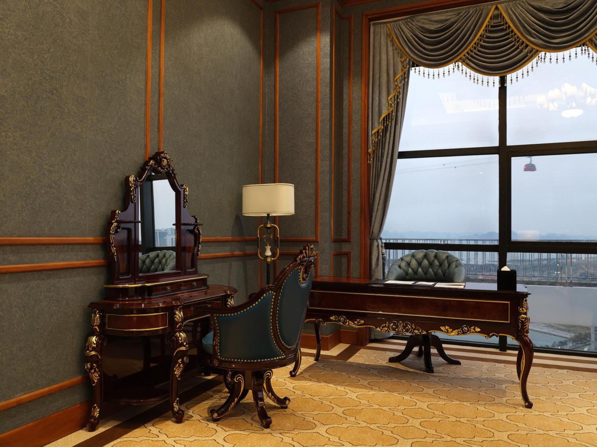 Wyndham Legend Halong Hotel Ha Long Exterior photo